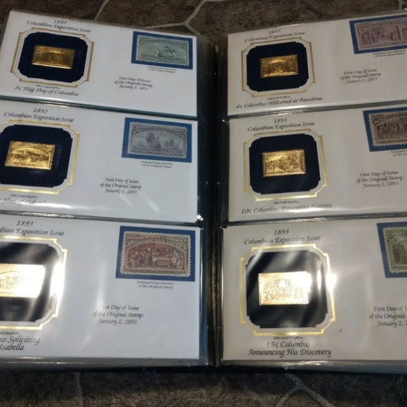 Lot of 2 huge books of Gold Replicas of US Stamps - Picture 1 of 8